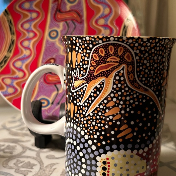 Tobwabba Ceramic Art Mug and Plate - Picture 1 of 11